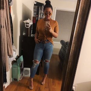 👋 Hello My Name is Aja Le